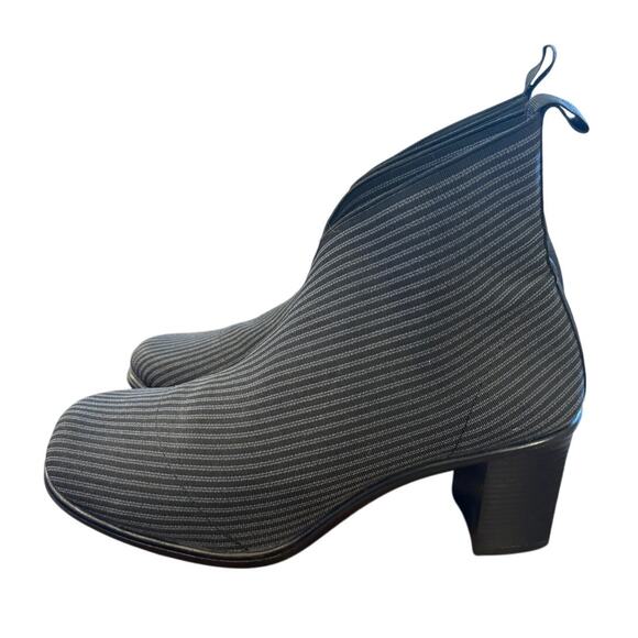 Anthropologie 8.5 Pull On Sock Boot Gray Stripe Ankle Square Toe Block Heel - Picture 3 of 9